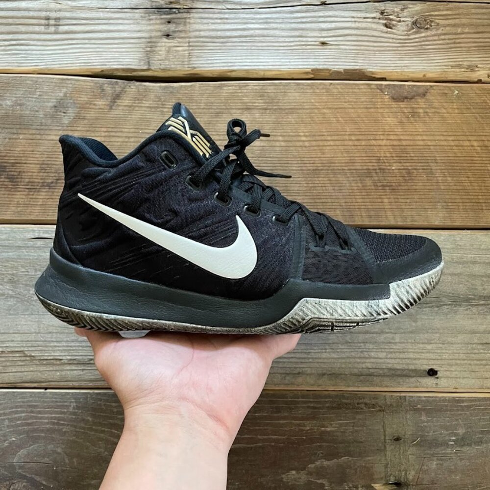 Women Size 10.5 /Sz 9 Men Nike Kyrie Irving 3 BHM Black History Month Basketball